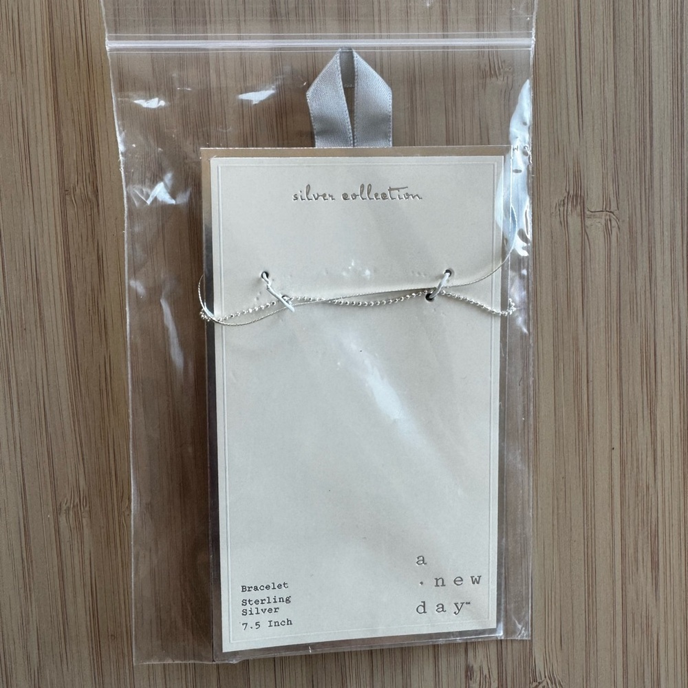 Target women’s silver bracelet set - Picture 4 of 5